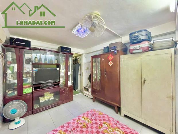 Bán nhà sát mặt phố Tùng Thiện Vương( 3.5x18)4 lầu phường 12 quận 8 chỉ 6,9 tỷ - 2