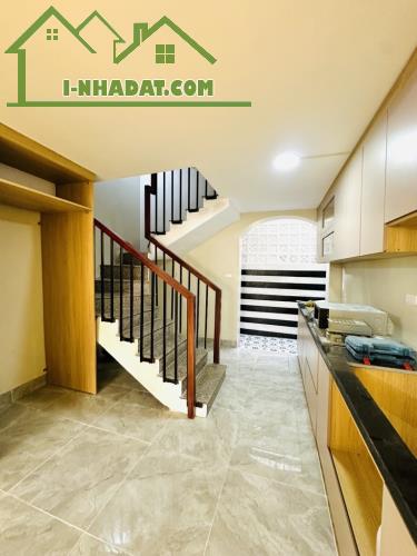 Nhà Trương Định cực thoáng dân xây 55m2 5 tầng tặng nội thất nhỉnh 8 tỷ - 1