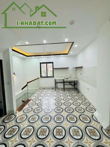 PHÂN LÔ, GARA Ô TÔ PHỐ ĐẠI LA, HAI BÀ TRƯNG, GẦN PHỐ, 48M2 x 5T, MẶT TIỀN 5M GIÁ 15,3 TỶ - 3