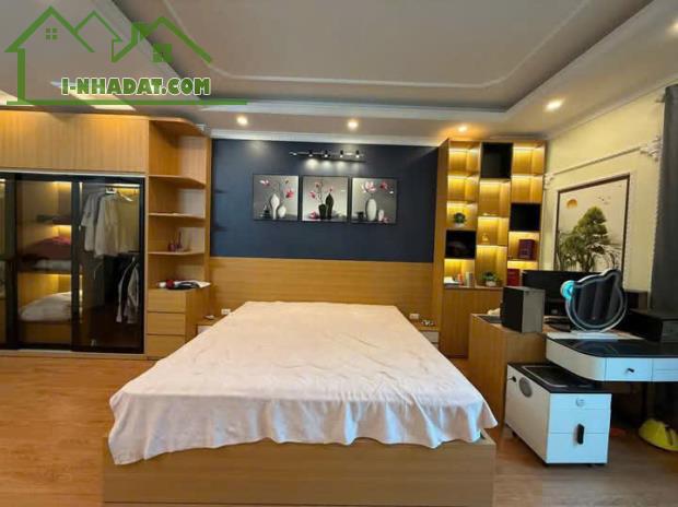 🌟 NHÀ ĐẸP Ở NGAY – NGÕ THÔNG – ÔTÔ ĐỖ CỬA – Nam Dư – 42m² x 5 tầng – 7.1 TỶ - 1