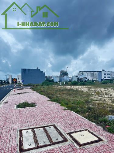 Khu Dân Cư Đường 14 Trung tâm Tuy Hòa Lô góc Lô thường Đất nền 5x20 100m2 cách biển 300m - 2