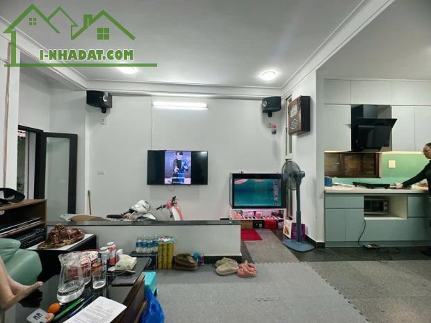 CÁCH PHỐ 20m - NGÕ THÔNG - THOÁNG LƯƠNG YÊN,HAI BÀ TRƯNG- Ở SƯỚNG- 53M x4T, MT 7m- NHỈNH