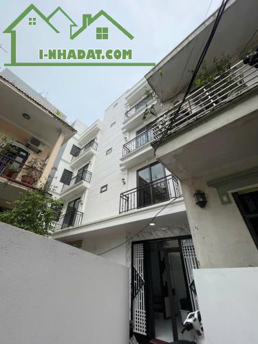 CHIA LÔ  CÁCH CHÂN CẦU VĨNH TUY 200m.  Nhà mới kính coong , Xây 5 Tầng , Giá 5,35 tỷ ạ, SĐ - 5