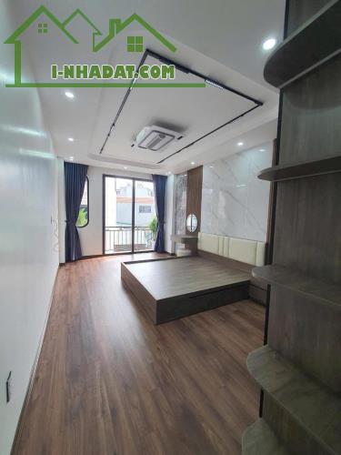 Bán nhà 45m2, 6 tầng, thang máy, otoo, Thạch Bàn, Long Biên