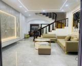 Nhà đẹp nguyên lương Bằng full tiện ích