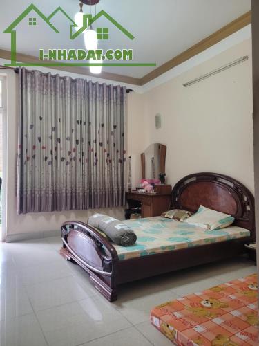Biệt thự đẹp hiếm có khu Vạn Phúc – sân đậu 3 ô tô – SHR – chỉ 27 tỷ - 3