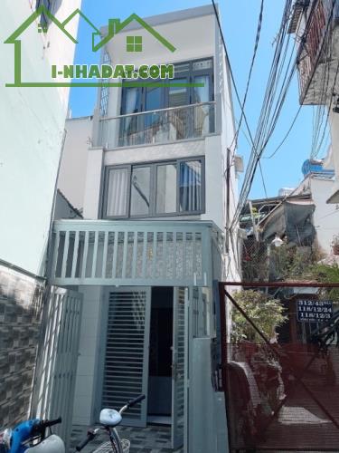 Bán nhà Q4, đường Vĩnh Hội, 38.3m2, 3 tầng, 3 tỷ xxx