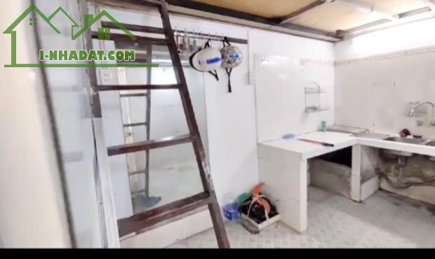 Cho thuê MBKD Mặt Phố Đại Từ 35m2 + gác xép KD sạch 9.5 Triệu - 4
