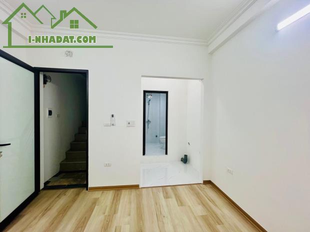 Cbo thuê MBKD ngõ ô tô Thái Hà, 5 tầng, 30m2, 4 ngủ, KD Cà Phê, Spa..22 Triệu - 3