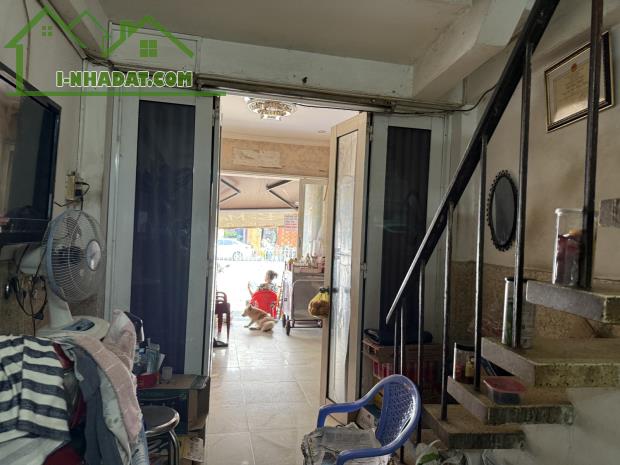 Bán nhà mặt tiền giá rẻ Nguyễn Cư Trinh Q1, 4 tầng đúc 5PN chỉ 16 tỷ xx. TL chính chủ - 1