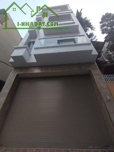 Bán nhà phố Tư Đình Long biên 64m 5t mt4.65m giá 16.6 tỷ thang máy ô tô vào nhà