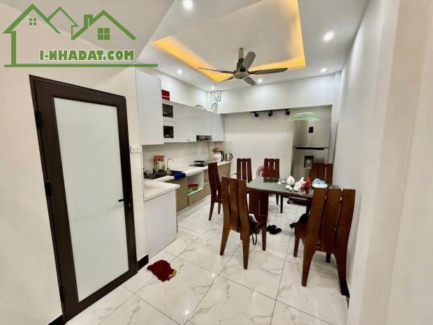 PHAN KẾ BÍNH - NHÀ ĐẸP Ở LUÔN - MẶT TIỀN RỘNG - NGÕ NÔNG RỘNG THÔNG - 55M² 10 TỈ - 2