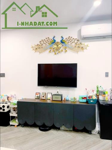 Bán Nhà siêu đẹp rẻ Tân Phú , 60m2, 3 tầng, chỉ 8 tỷ - 2