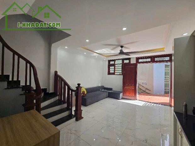 Nhà mới đẹp. Thiết kế hiện đại full nội thất cực đỉnh