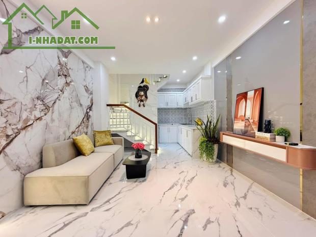 Bán nhà giao Hoàng Hoa Thám giá 3,299tỷ. Nguyễn Thượng Hiền, Phú Nhuận