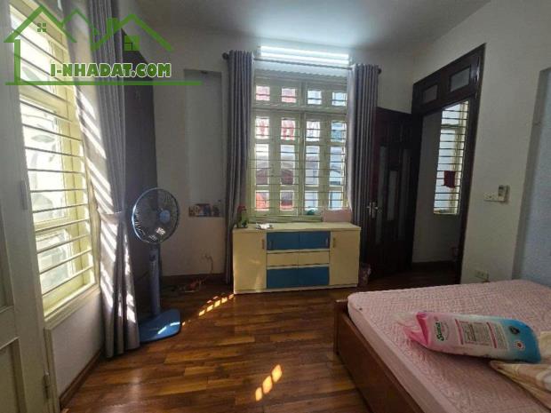 Phân lô Nguyễn Khánh Toàn 50m x 5T, Gara ô tô, lô góc, nhà dân xây đẹp. - 1