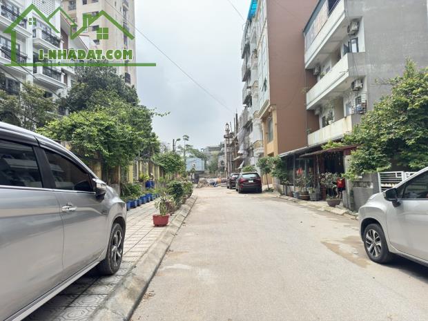 BÁN NHÀ NGỌC THUỴ 7 TẦNG THANG MÁY- GARA Ô TÔ —FULL NỘI THẤT XỊN - GIÁ 25 TỶ - 2