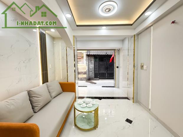 BÁN NHÀ PHÚ NHUẬN HXH 45M2 4 TẦNG 5 PN ĐẸP HẺM THÔNG KD LÊ VĂN SỸ 6.98 TỶ.