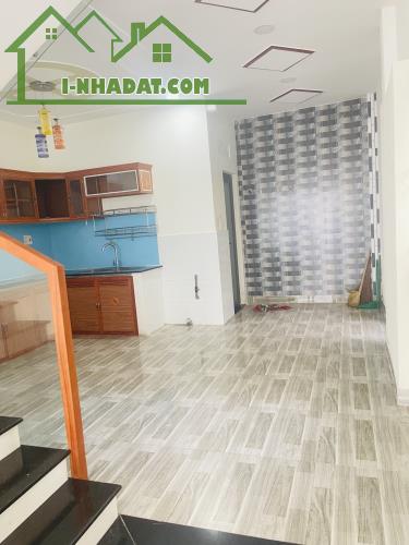 Nhà Góc 2 Mặt Thoáng – Đẹp Như Mới – Lạc Long Quân, P10, Tân Bình – Chỉ 5.5 Tỷ, còn TL . - 2
