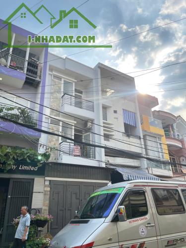 Bán nhà hẻm xe hơi sát mặt tiền Sư Vạn Hạnh quận 10 (DT 4,5x15m) 4 tầng tiện ở liền