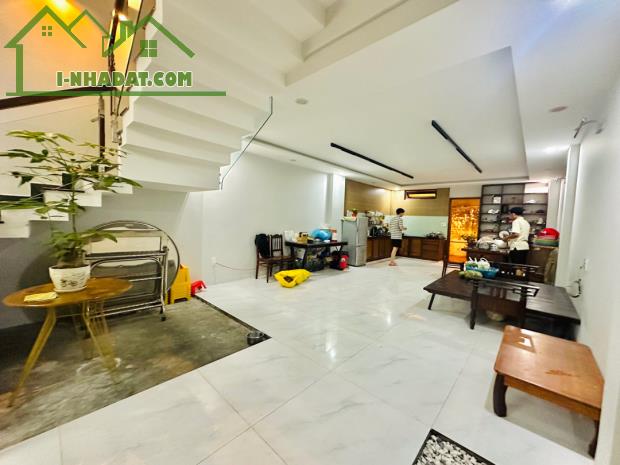 NHÀ HÀ VĂN TRÍ - 103M2 - 3 TẦNG - GẦN TRƯỜNG TIỂU HỌC DIÊN HỒNG - NHÀ KIÊN CỐ - 5.6 TỶ - 4