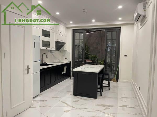 QUẬN 1 PHƯỜNG CẦU ÔNG LÃNH - BÁN NHÀ 4 TẦNG HẺM XE HƠI 4m THÔNG, NGAY CHỢ CẦU MUỐI - 3