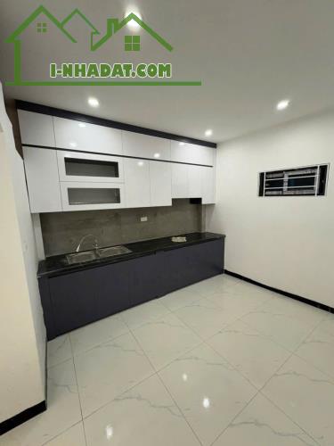 4.2 tỷ nhà 41m ngay chợ Cộng Hòa Hữu hòa Thanh Trì Cầu Tó chủ cần bán nhanh  Nhà thiết kế - 1