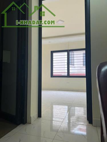 4.2 tỷ nhà 41m ngay chợ Cộng Hòa Hữu hòa Thanh Trì Cầu Tó chủ cần bán nhanh  Nhà thiết kế - 2