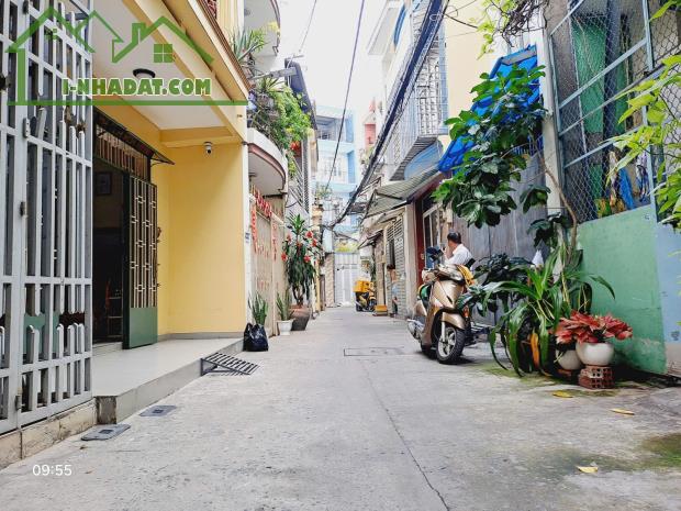 Bán Nhà Tân Bình, Phường 11 Khu Vip Bàu Cát,  5 tầng,40m2, 4 phòng ngủ, chỉ ̀5 tỷ nhinh TL