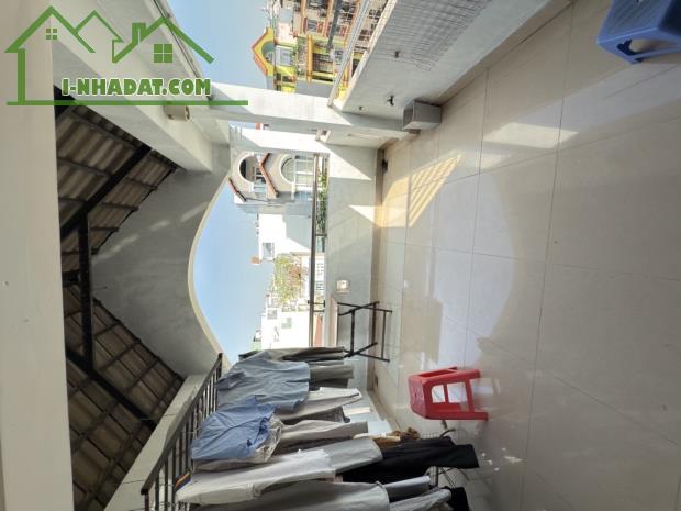 Mặt tiền đường số 28 P.6 GV - 4 tầng 88m2 - Ko lộ giới - Nhỉnh 12 tỷ