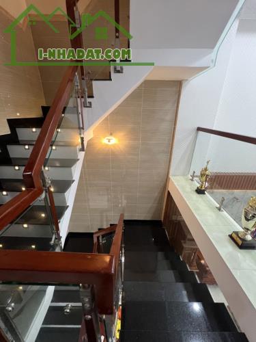 [Tân Bình] Nhà Đẹp Hẻm Phạm Văn Bạch – 4PN 4WC – Xe Tải Vào Tận Cửa – Sổ Riêng Chính Chủ - 2