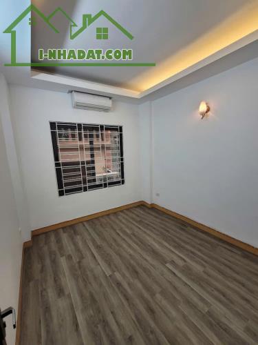 BÁN NHÀ PHỐ BẾ VĂN ĐÀN - 6 TẦNG - Ô TÔ CẠNH NHÀ - 1 NHÀ RA Ô TÔ TRÁNH - 2