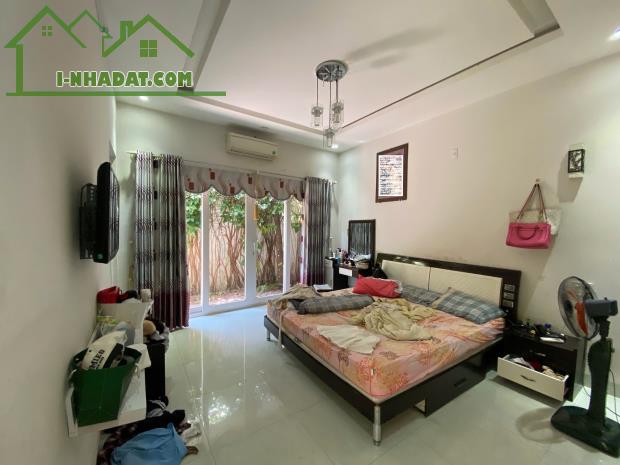 Bán nhà 2 tầng sân vườn tại Đường Phan Bá Phiến, Mân Thái - 1