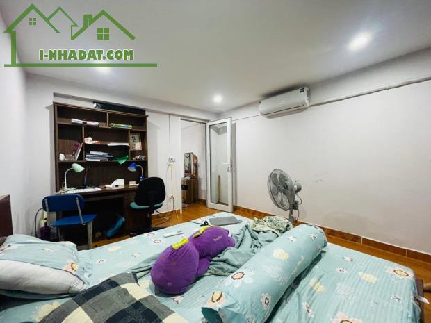 📣 Bán nhà 44m2 Ngô Gia Tự, Long Biên, Ô tô, Dân xây, 2 thoáng, 5 tỷ 5 - 5
