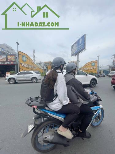 Giảm Sốc 2 Tỷ Bán Gấp  Nhà 3 Tầng Hẻm Xe Tải 235m2 QL 13 Hiệp Bình Phước Thủ Đức Chỉ 14.5 - 2