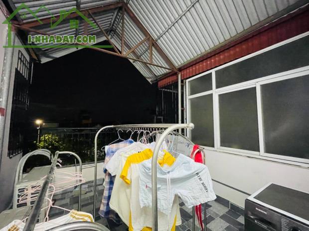 📣 Bán nhà 44m2 Ngô Gia Tự, Long Biên, Ô tô, Dân xây, 2 thoáng, 5 tỷ 5 - 10