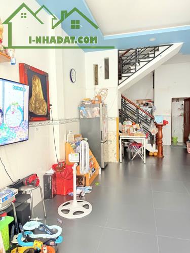 4.95 TỶ - NHÀ 2 TẦNG ĐẸP NGUYỄN NGỌC NHỰT, TÂN PHÚ - 53M2 - 4 X 14M - HẺM XE HƠI - SỔ
