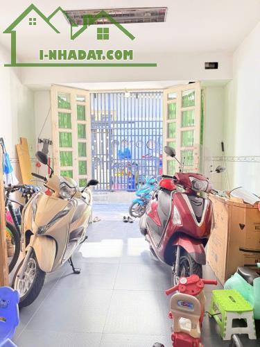 4.95 TỶ - NHÀ 2 TẦNG ĐẸP NGUYỄN NGỌC NHỰT, TÂN PHÚ - 53M2 - 4 X 14M - HẺM XE HƠI - SỔ - 1