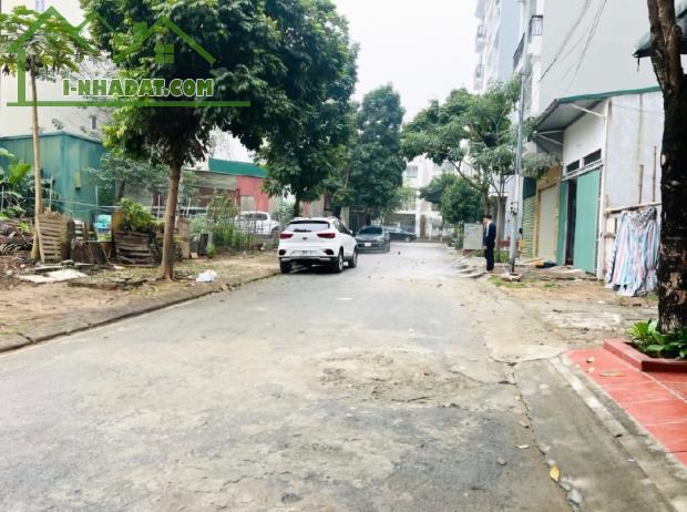 Siêu Hiếm phân lô View trường 50m 6 tầng thang máy  16.x tỷ kinh doanh đỉnh