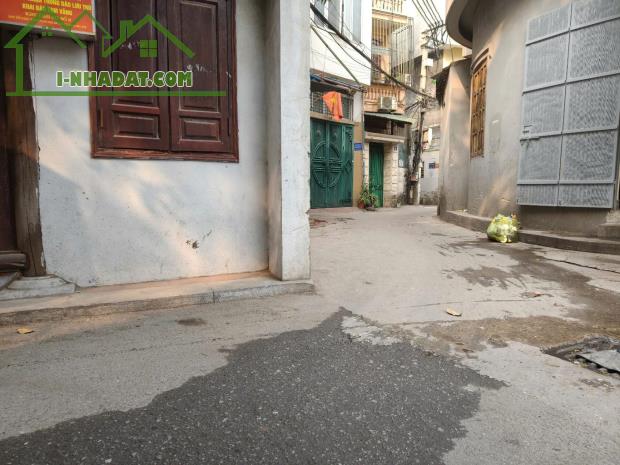 NHỈNH 3 TỶ  CÓ NGAY 31M2 ĐẤT SỔ ĐỎ HOÀNG MAI - 1