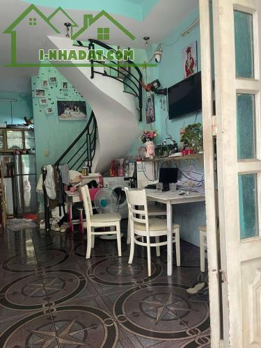 Tân Bình cạnh Quận 10 gần Ô tô nhà đẹp đón Chủ mới ngay Đại học Bách Khoa Hồ Chí Minh