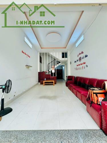 Bán Nhà Phố Đường Phạm Văn Bạch, Phường 15, Quận Tân bình, Hồ chí Minh - 1