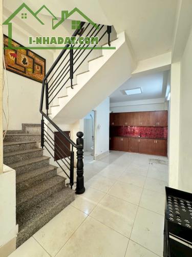 Bán Nhà Phố Đường Phạm Văn Bạch, Phường 15, Quận Tân bình, Hồ chí Minh - 2