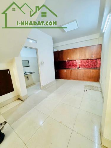 Bán Nhà Phố Đường Phạm Văn Bạch, Phường 15, Quận Tân bình, Hồ chí Minh - 3