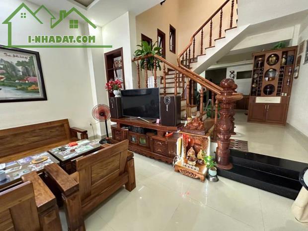 Bán nhà 3 tầng Thạch Lam 95m2 gần biển - Nhà đẹp, cho thuê tốt giá bán nhanh