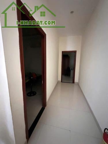 Bán nhà 3 tầng Thạch Lam 95m2 gần biển - Nhà đẹp, cho thuê tốt giá bán nhanh - 2