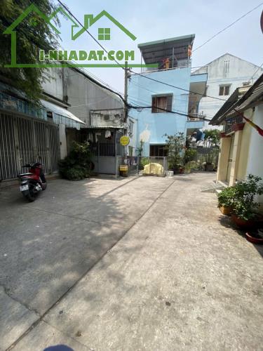 NHÀ 2 MẶT HẺM ÔTÔ KHU CHỢ VẢI NỔI TIẾNG PHÚ THỌ HOÀ - TP . DT: 88M2- 4 X 21.5.  CHỈ NHỈNH