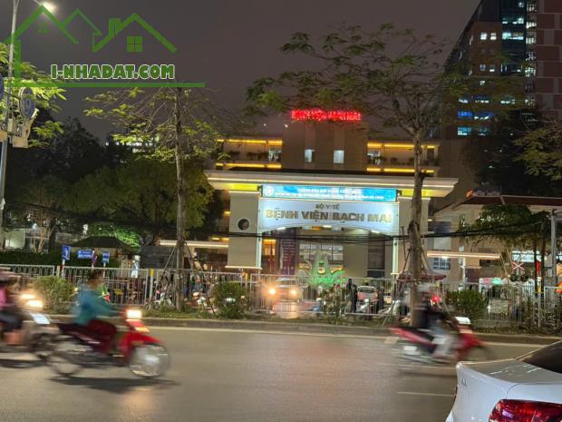 NHÀ PHÂN LÔ MẶT PHỐ OTO TRÁNH - VỈA HÈ - KINH DOANH TỐT