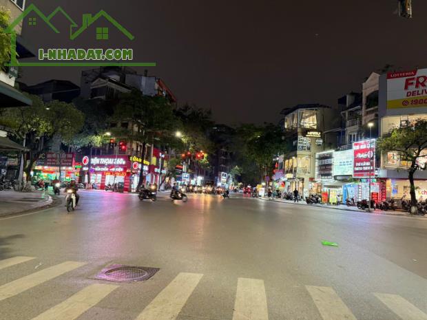 NHÀ PHÂN LÔ MẶT PHỐ OTO TRÁNH - VỈA HÈ - KINH DOANH TỐT - 1