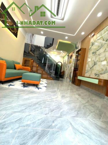 Siêu Phẩm nhà Nguyễn Sáng đi bộ ra chợ Nguyễn Đỗ CungTân Phú 54m2 ,2 Tầng Nhỉnh 5 tỷ - 1